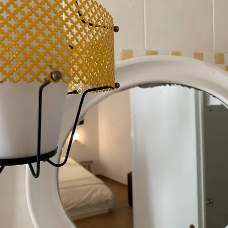 En La Corte Πανσιόν Ασίζη