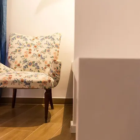 Πανσιόν En La Corte