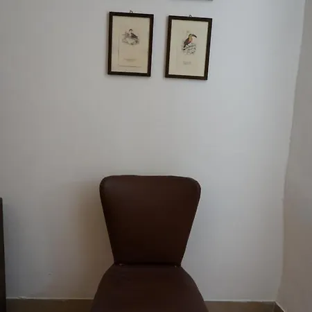Πανσιόν En La Corte 3*